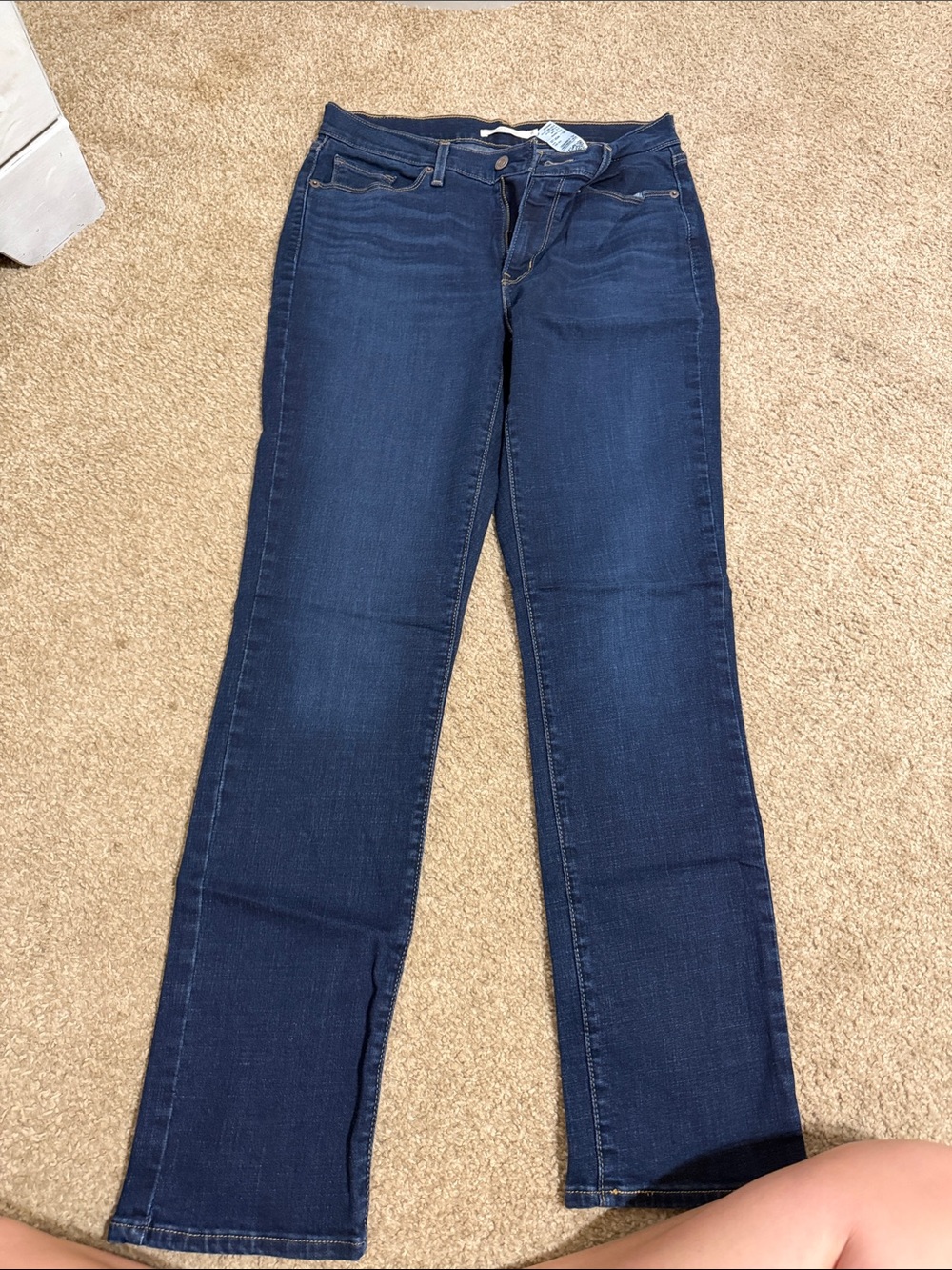 Women's Straight Leg Jeans in Dark Blue Stretch Denim